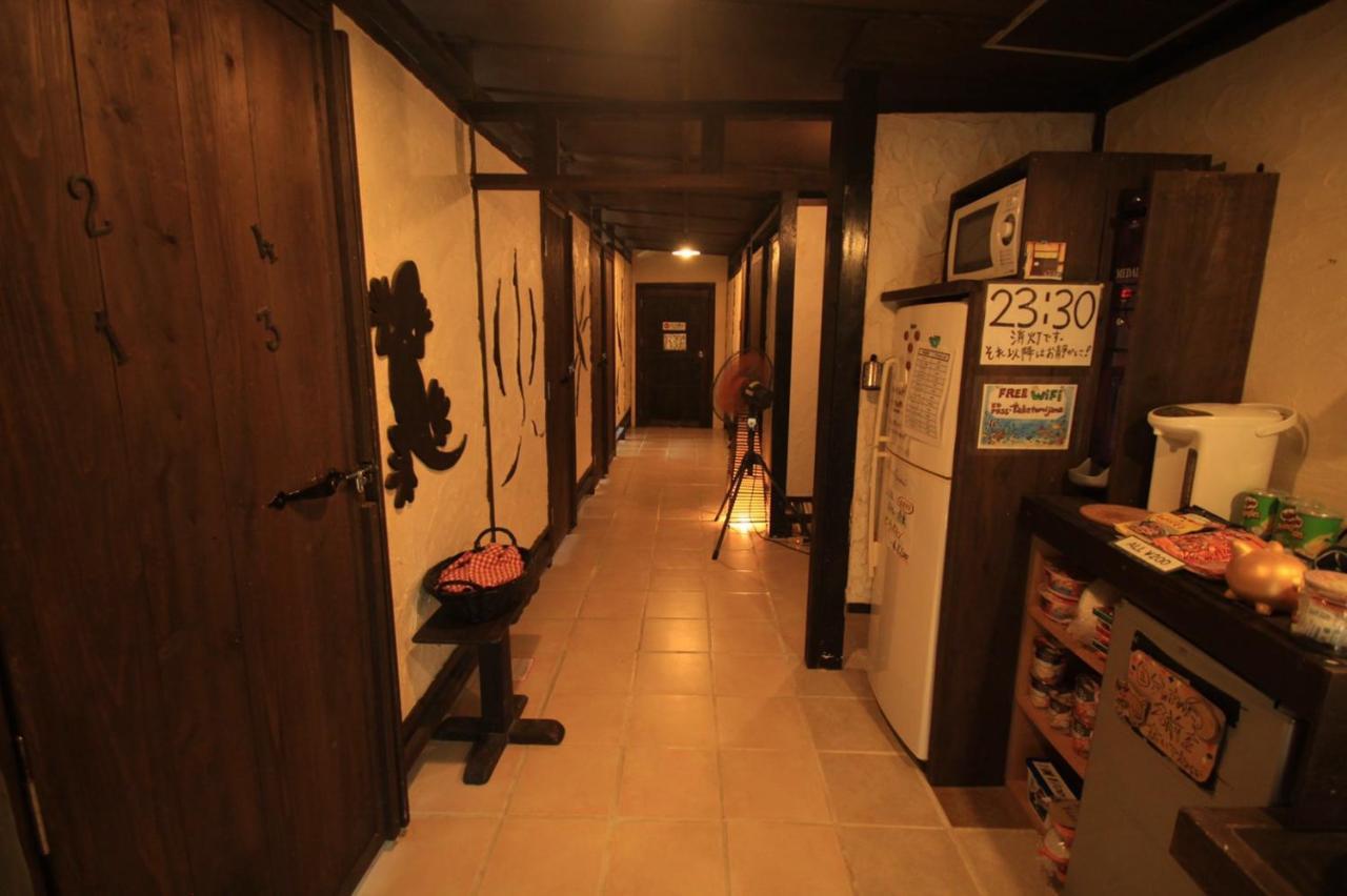 Taketomijima Guesthouse And Je Taime Buitenkant foto