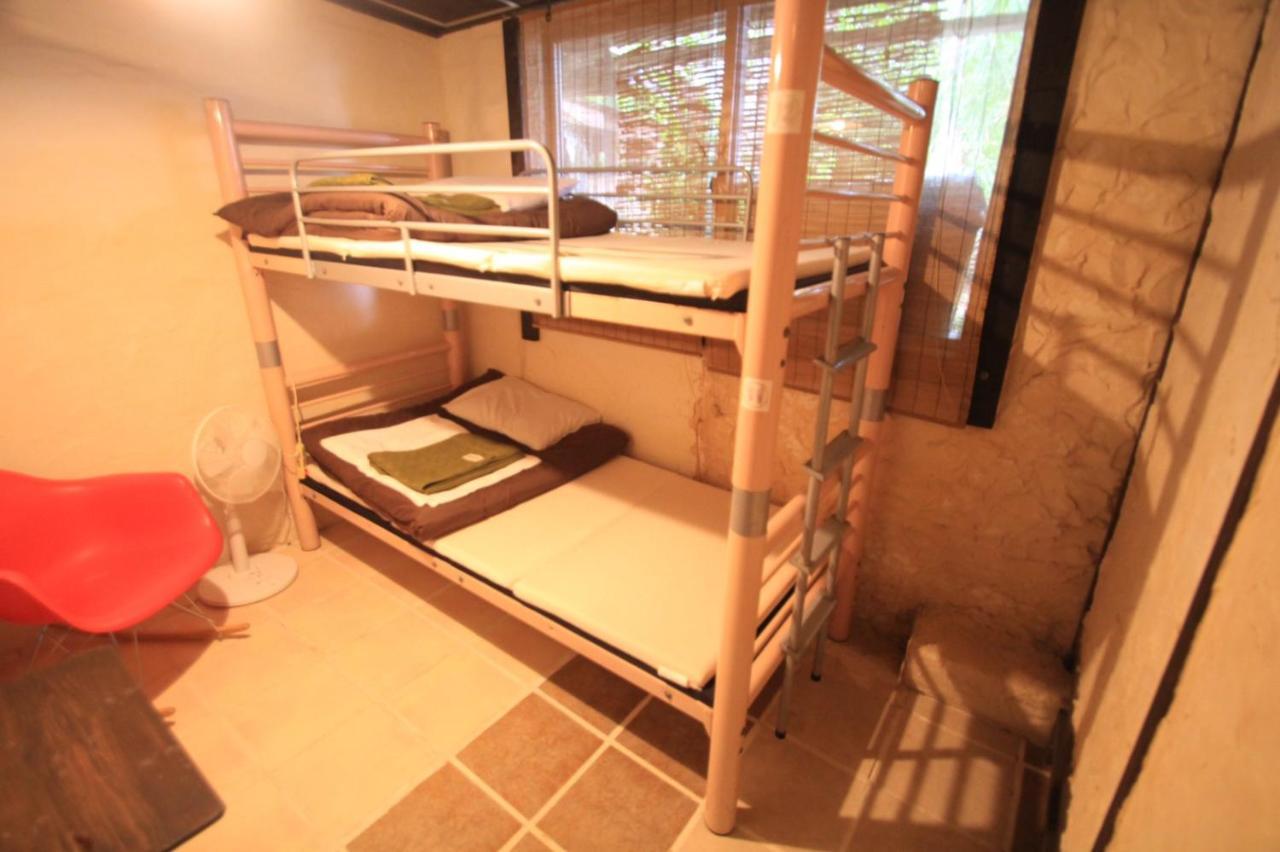 Taketomijima Guesthouse And Je Taime Buitenkant foto